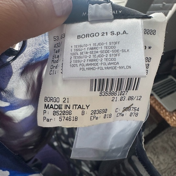 Giorgio Armani Silk Skirt size 42 VTG NWT - Picture 9 of 10